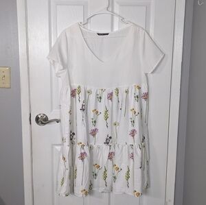 Chic White Floral Mini Dress